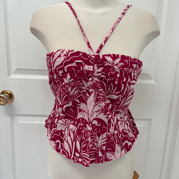 NWT Bila 77 cotton Floral Red Women's Top - Picture 1 of 9